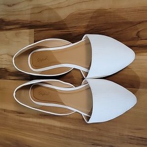 Qupid White Flats 8.5